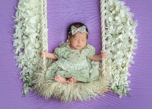 Ньюборн позировка